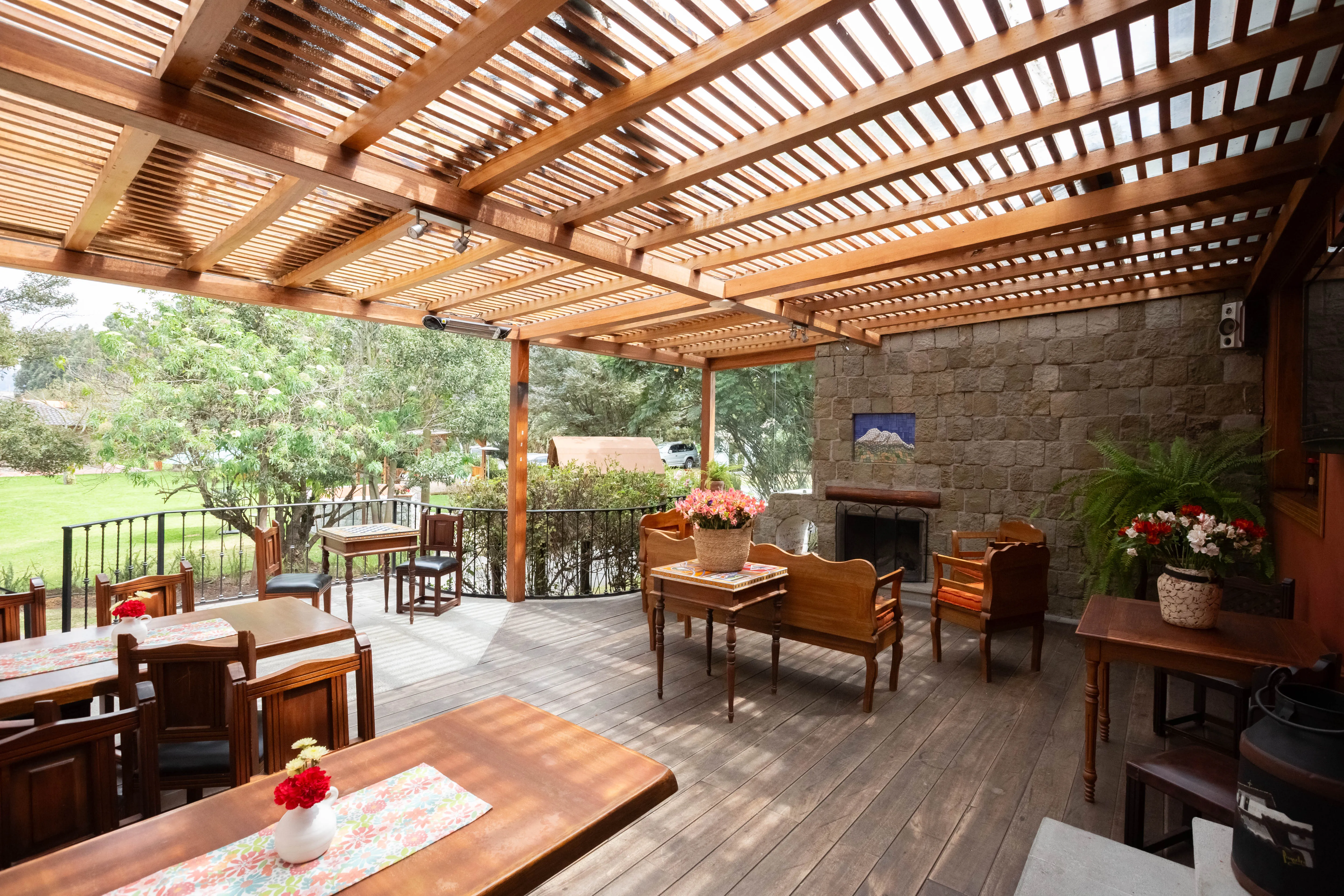 Hacienda Abraspungo elegant rooms