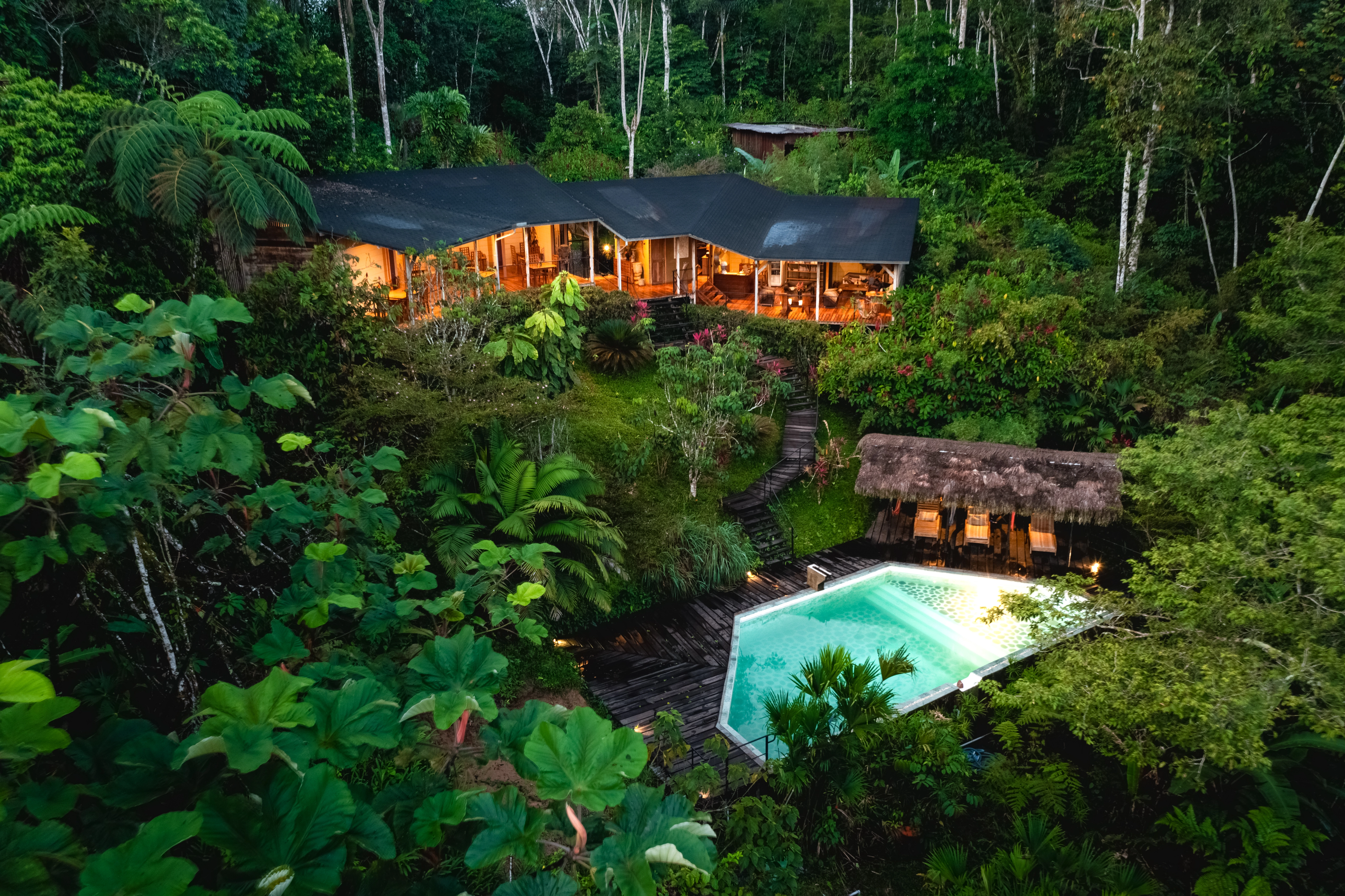 Hamadryade Lodge contemporary architecture